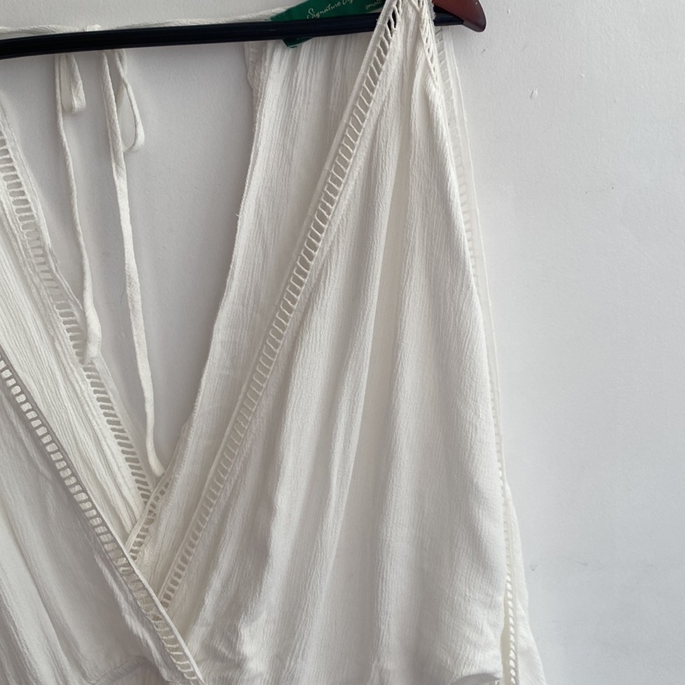 Signature8 S White Cold Shoulder Romper - Picture 8 of 12